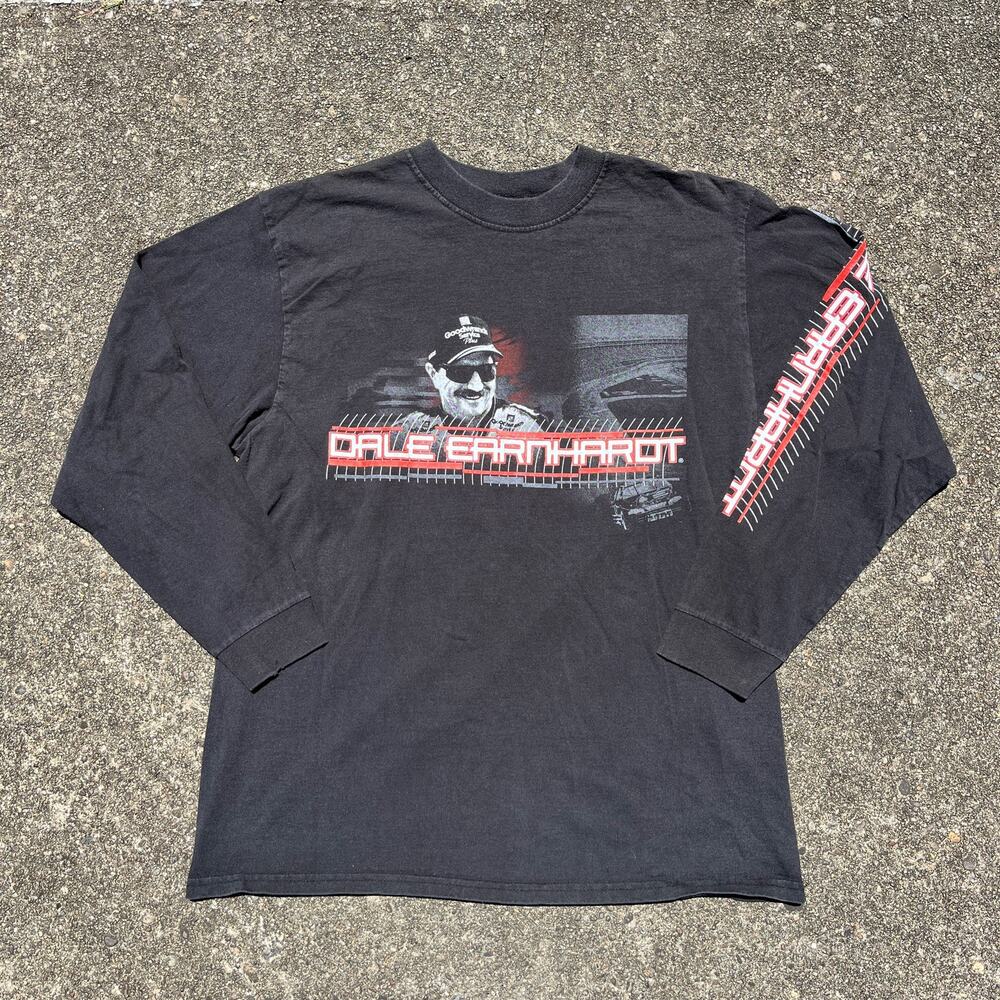 Vintage Black and Red Dale Earnhardt T-shirt Size Large